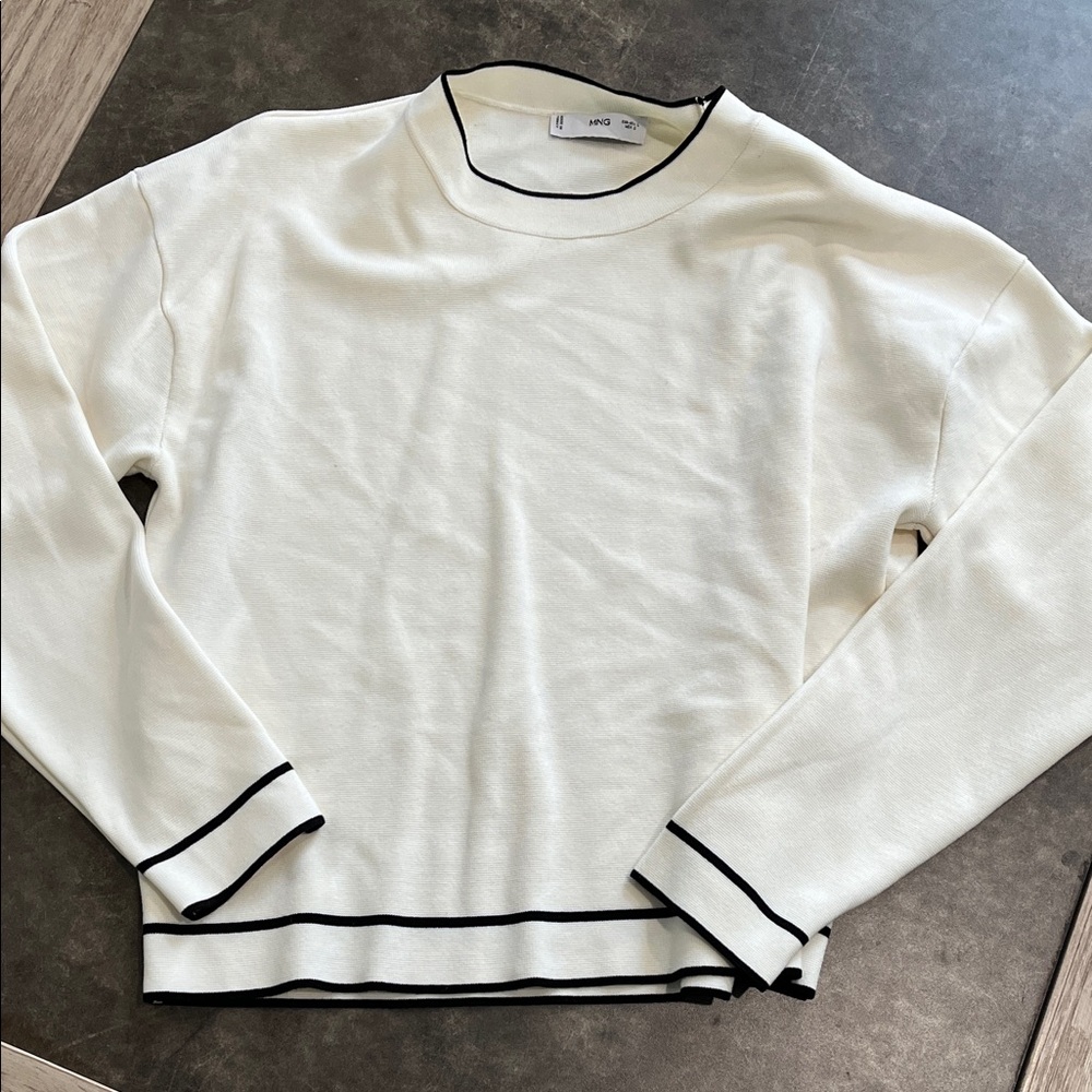 MNG sweater